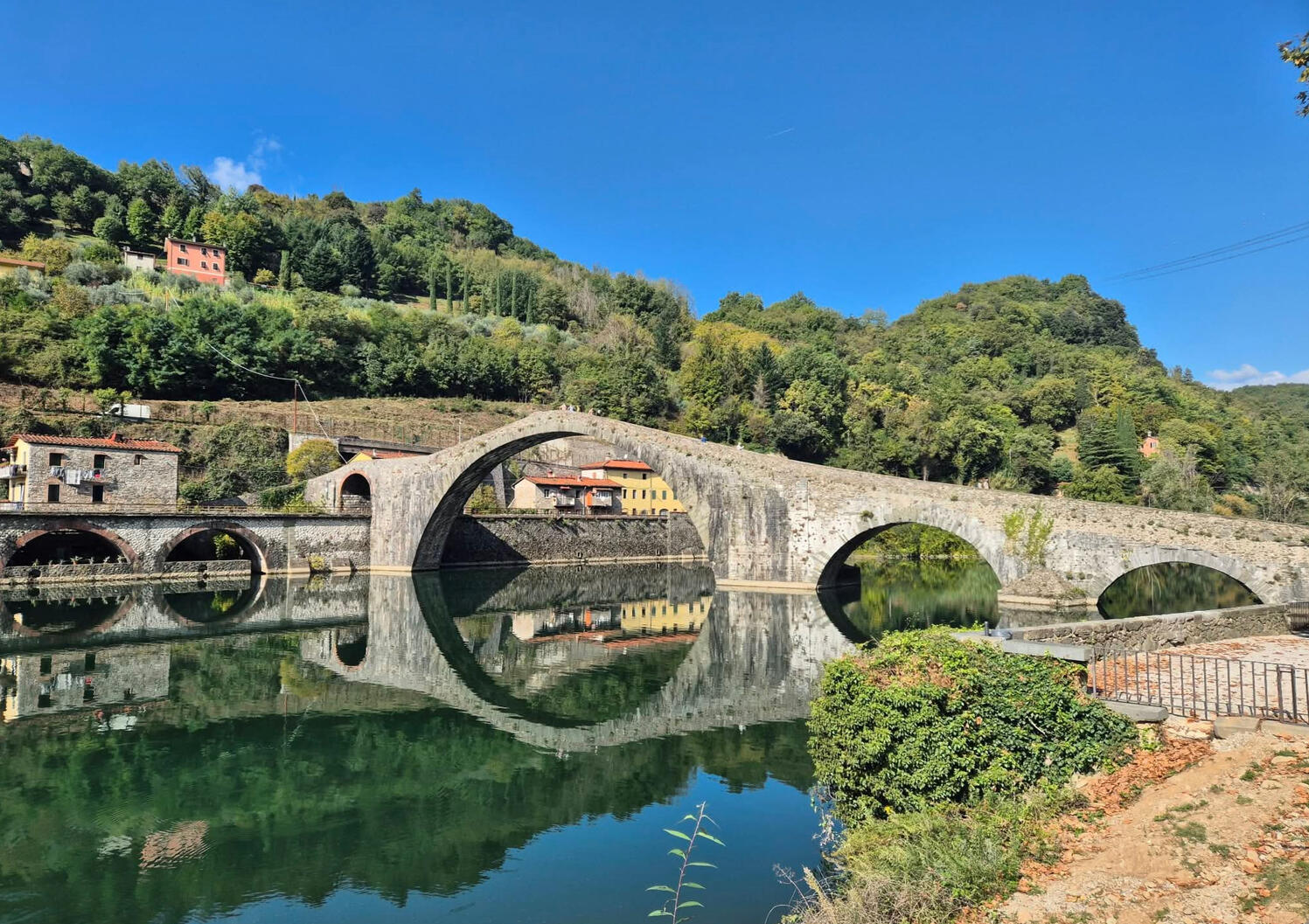 Vespa túra Ponte Diavolo