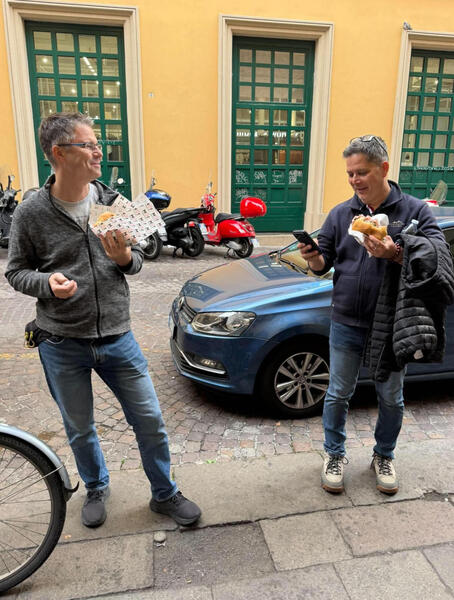 Első napunk –Olasz gasztronómia és közös ebéd egy négynapos Vespa-túrán